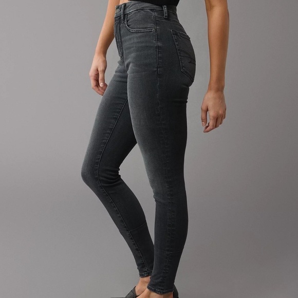 American Eagle Outfitters Denim - American Eagle Women’s Next Level Stretch Skinny Short Jean SZ-00